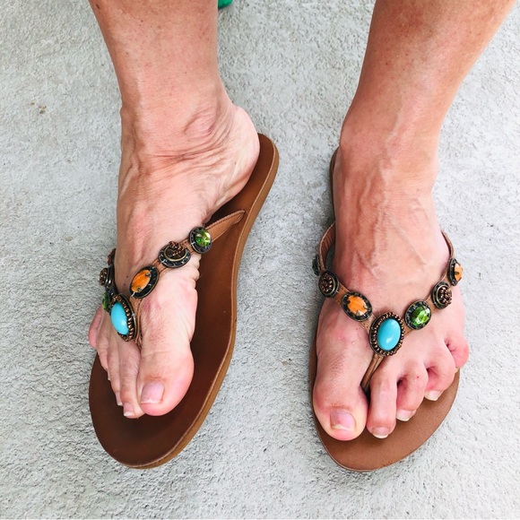 Yellow Box Flip Flops Thongs Sandals with Multiple gemstones & beads Women’s 7.5 - Picture 6 of 17